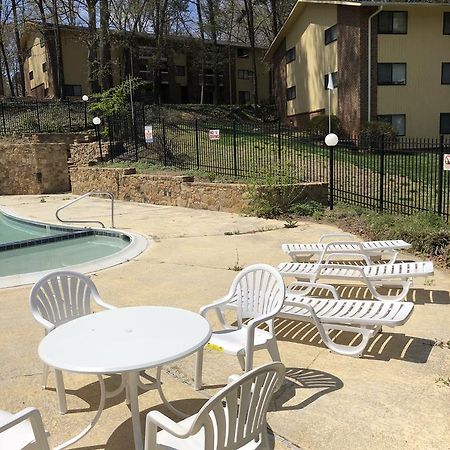 Modern Upscale Private Rooms Raleigh Exterior photo